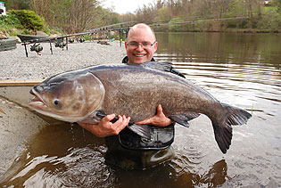 Kevin Green with a 59lb big head!